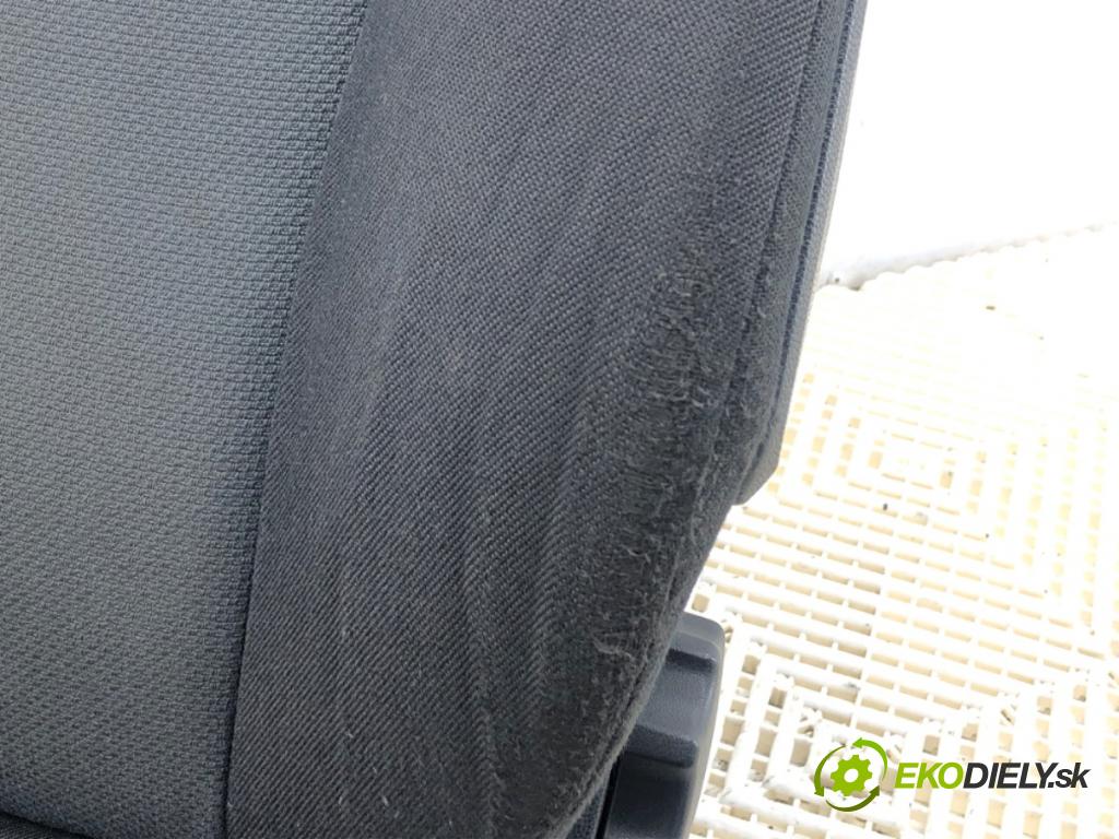 OPEL ZAFIRA B Nadwozie pełne/minivan 2005 88 kW 1.9 CDTI VAN (M75) 1910 Sedadlo ľavy predný