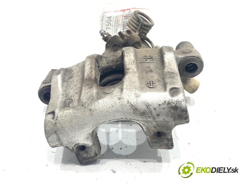 FORD FOCUS II Kombi 2007 80 kW 1.6 TDCi 1560 Brzdič strmeň pravy zad 