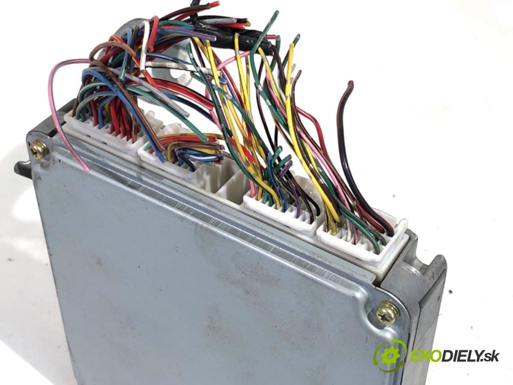 TOYOTA RAV 4 II SUV 2002 85 kW 2.0 D 4WD (CLA20_, CLA21_) 1995 riadiaca jednotka Motor 89661-42780 (Riadiaca jednotka)