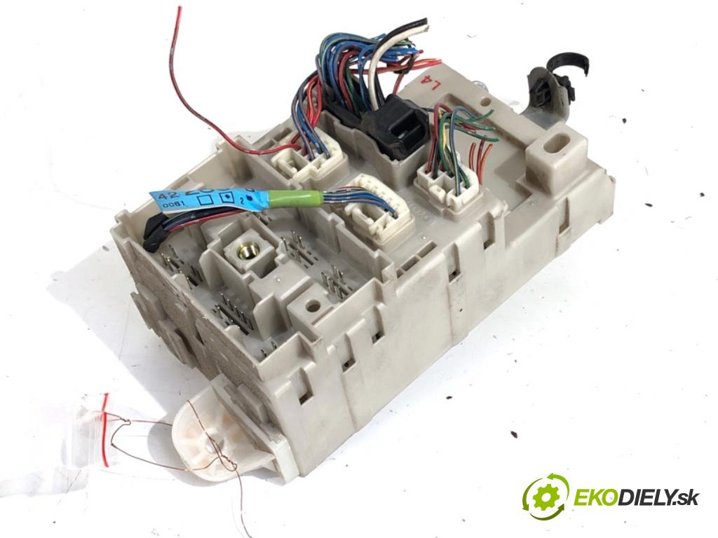 TOYOTA RAV 4 II SUV 2002 85 kW 2.0 D 4WD (CLA20_, CLA21_) 1995 modul BSI 82733-42080 (Pojistková skříňka)