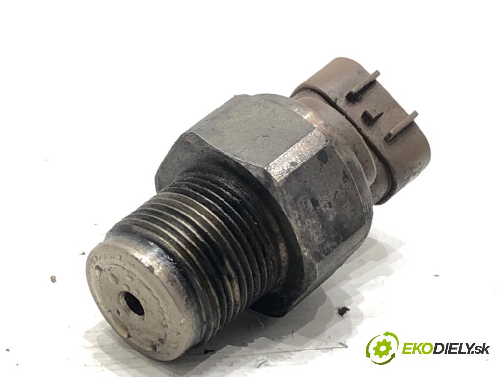 TOYOTA RAV 4 II SUV 2002 85 kW 2.0 D 4WD (CLA20_, CLA21_) 1995 Snímač tlaku paliva 89458-12020 (Snímač)