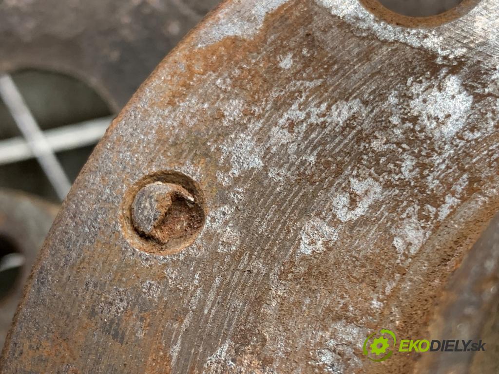 SUZUKI SX4 liftback 2007 79 kW 1.6 VVT 4x4 (RW 416) 1586 náboj ľavy predný