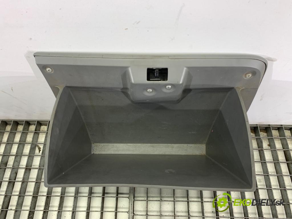 SUZUKI SX4 liftback 2007 79 kW 1.6 VVT 4x4 (RW 416) 1586 Priehradka, kastlík spolujazdca  (Priehradka (kastlík))