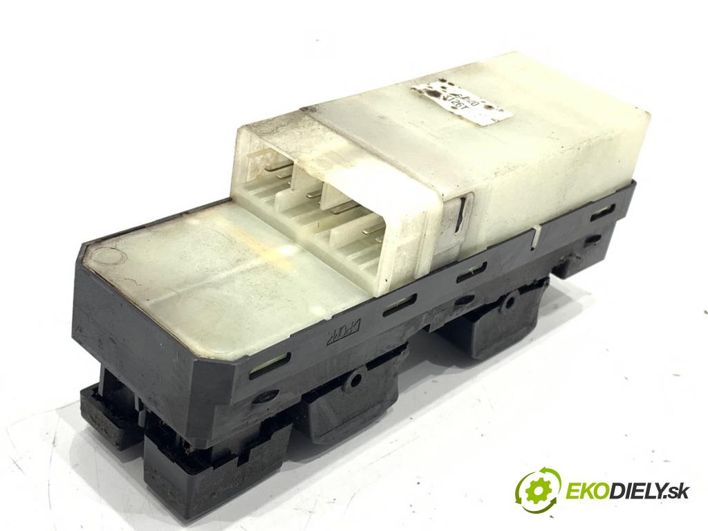 SUZUKI SX4 liftback 2007 79 kW 1.6 VVT 4x4 (RW 416) 1586 přepínač oken 64J20 (Páčky pod volantem)