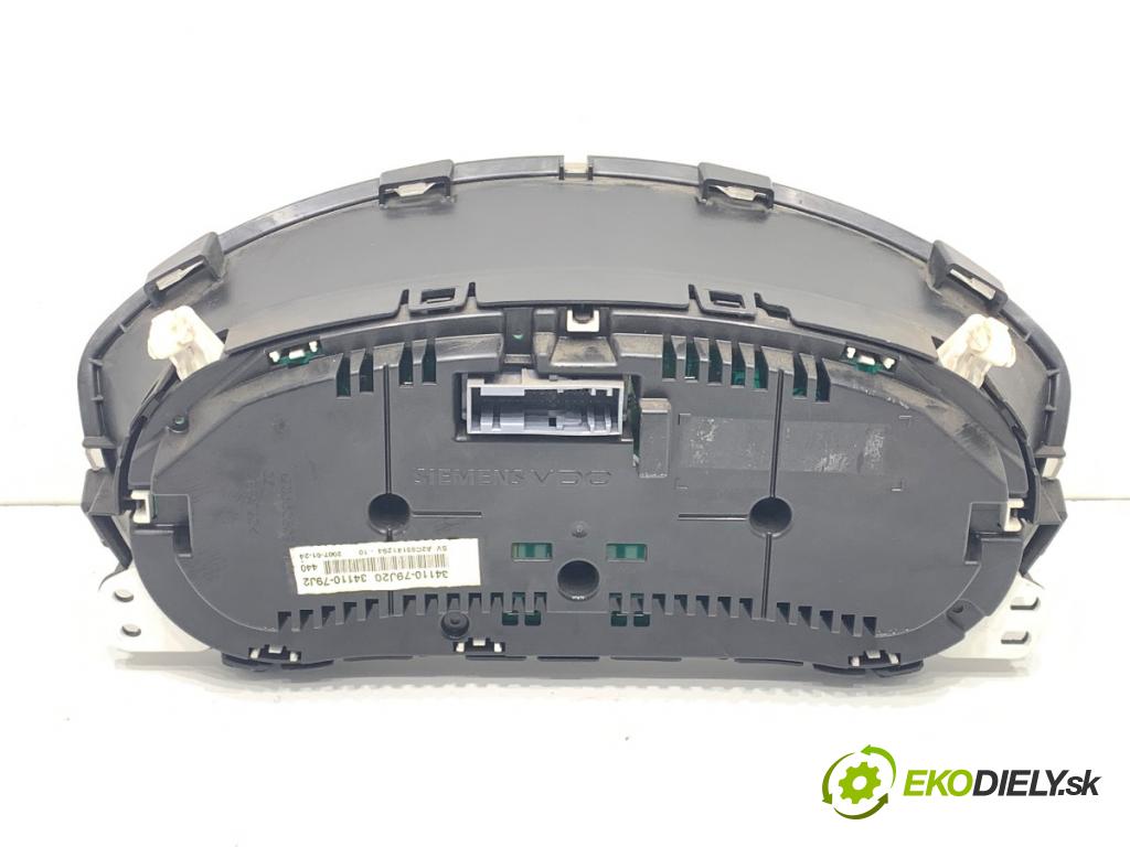 SUZUKI SX4 liftback 2007 79 kW 1.6 VVT 4x4 (RW 416) 1586 Prístrojovka 34110-79J20 (Prístrojová doska)