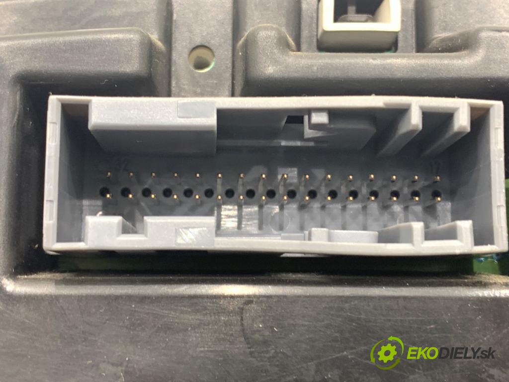 SUZUKI SX4 liftback 2007 79 kW 1.6 VVT 4x4 (RW 416) 1586 Prístrojovka 34110-79J20 (Prístrojová doska)