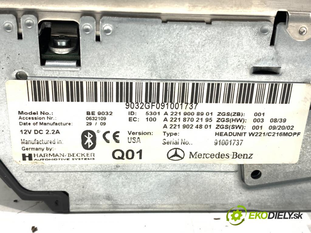 MERCEDES-BENZ W221 sedan 2010 220 kW S 400 Hybrid 3498 RADIO A2219008901 (Audio zariadenie)
