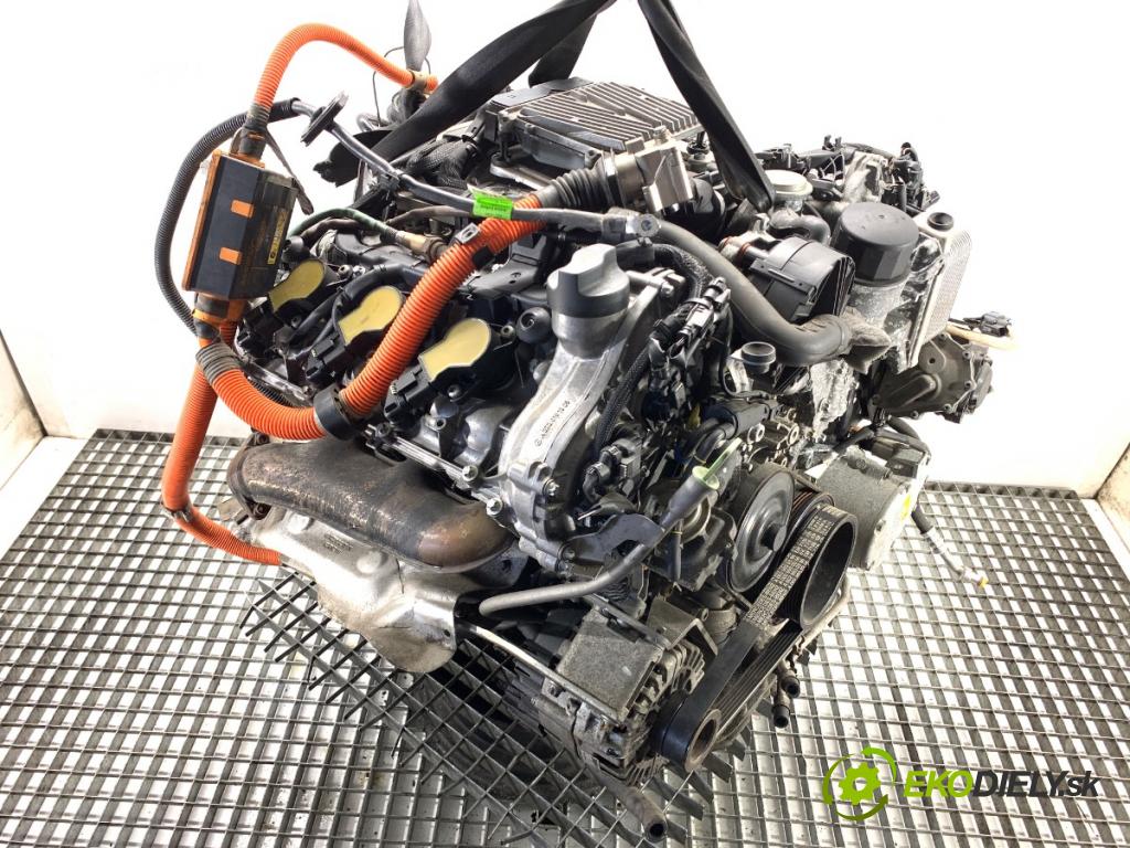 MERCEDES-BENZ W221 sedan 2010 220 kW S 400 Hybrid 3498 motor KOMPLETNÍ: 272974