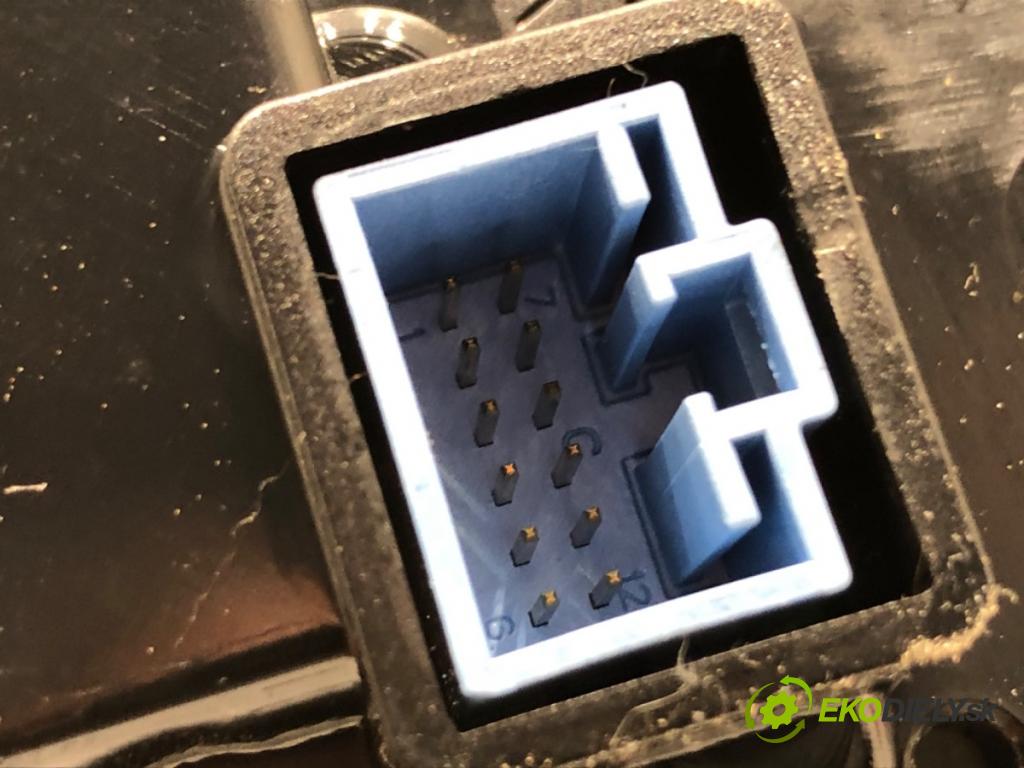 MERCEDES-BENZ W221 sedan 2010 220 kW S 400 Hybrid 3498 Dislpej 0263668006 (Prístrojová doska)