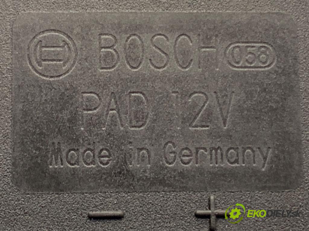 MERCEDES-BENZ W221 sedan 2010 220 kW S 400 Hybrid 3498 DALŠÍ: Pumpa vody  (Vodná pumpa)