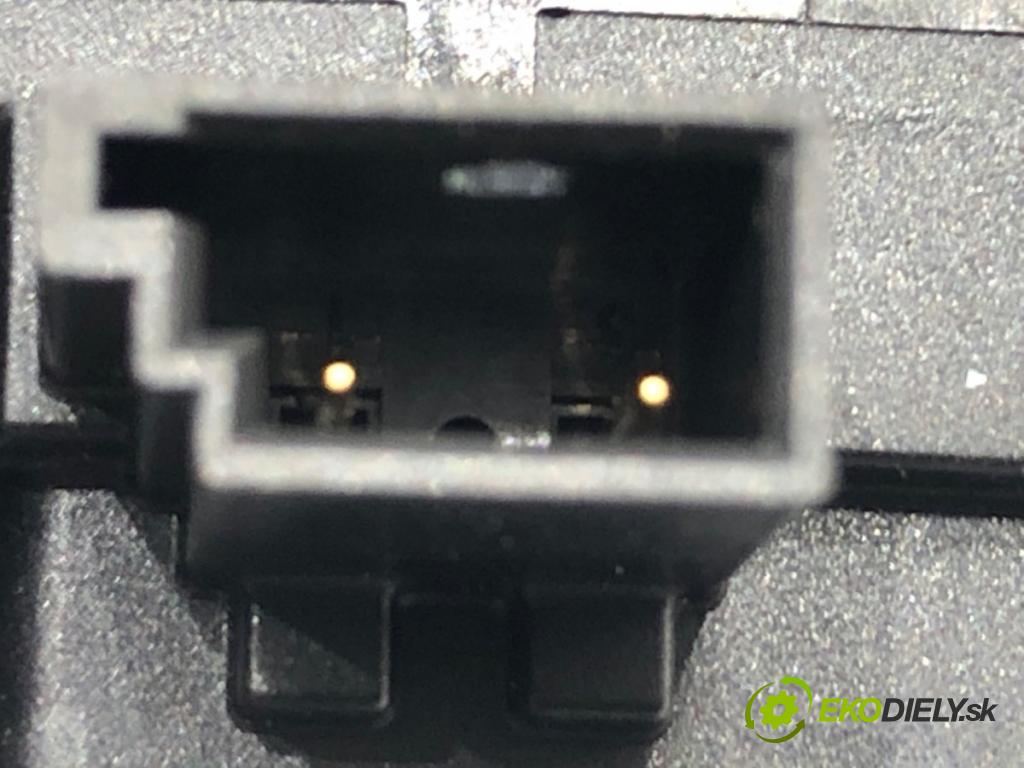 MERCEDES-BENZ W221 sedan 2010 220 kW S 400 Hybrid 3498 Snímač nárazu A0038212751 (Snímač nárazu)