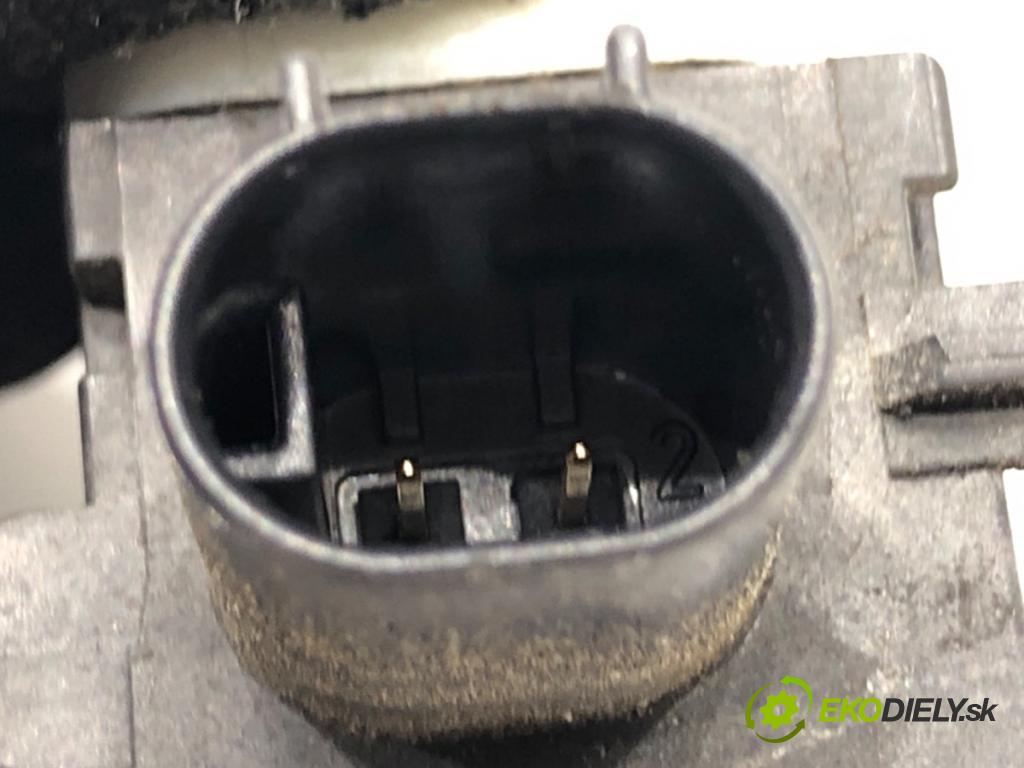 MERCEDES-BENZ W221 sedan 2010 220 kW S 400 Hybrid 3498 Snímač nárazu 0038202926 (Snímač nárazu)