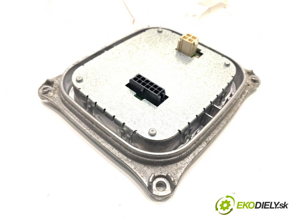 MERCEDES-BENZ W221 sedan 2010 220 kW S 400 Hybrid 3498 Menič XENON A2218706289 (Riadiaca jednotka xenónu)