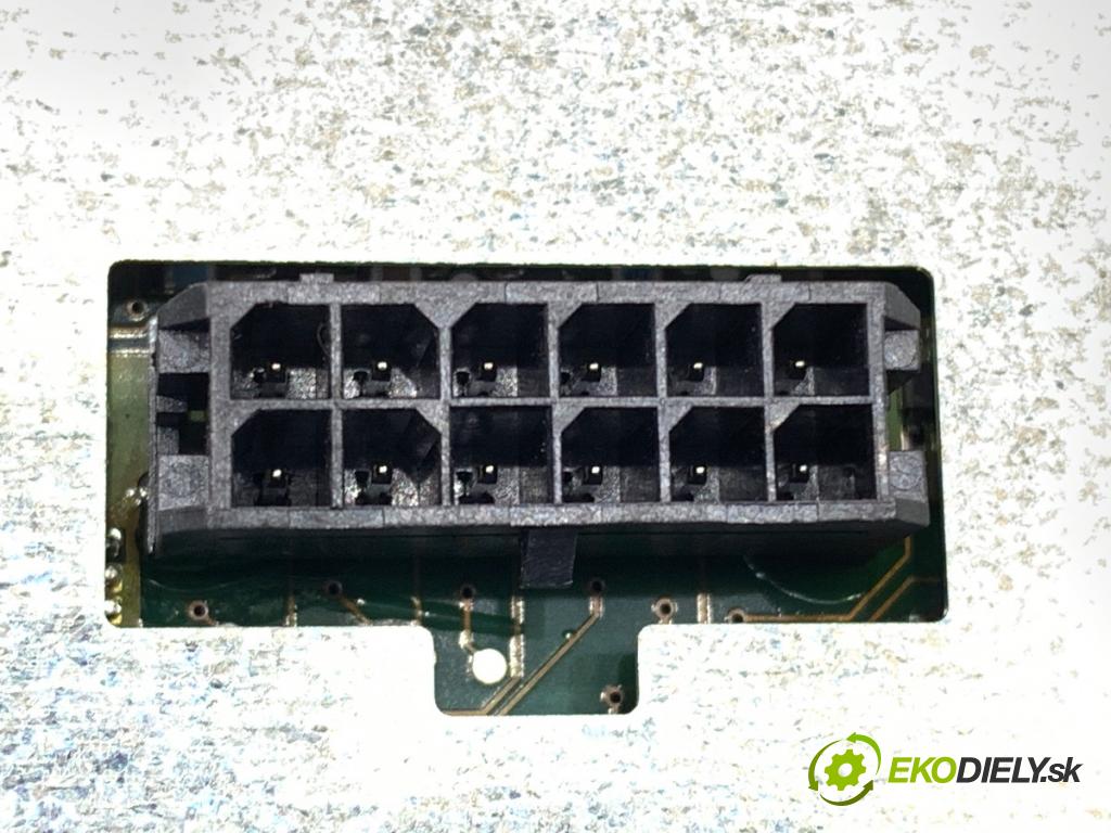 MERCEDES-BENZ W221 sedan 2010 220 kW S 400 Hybrid 3498 Menič XENON A2218706289 (Riadiaca jednotka xenónu)