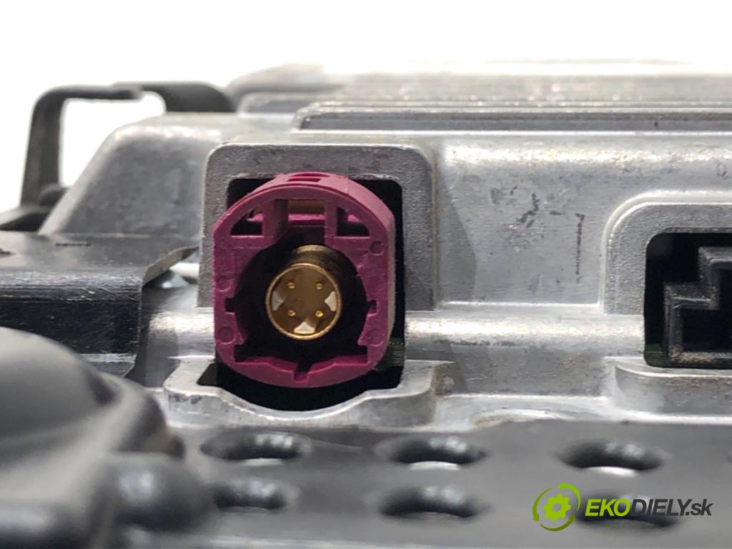 BMW F01 sedan 2008 180 kW 730 d 2993 Dislpej 9203047 (Prístrojová doska)