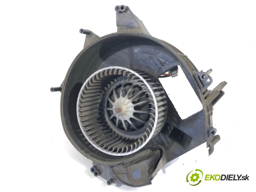 BMW F01 sedan 2008 180 kW 730 d 2993 ventilátor kúrenia R4043