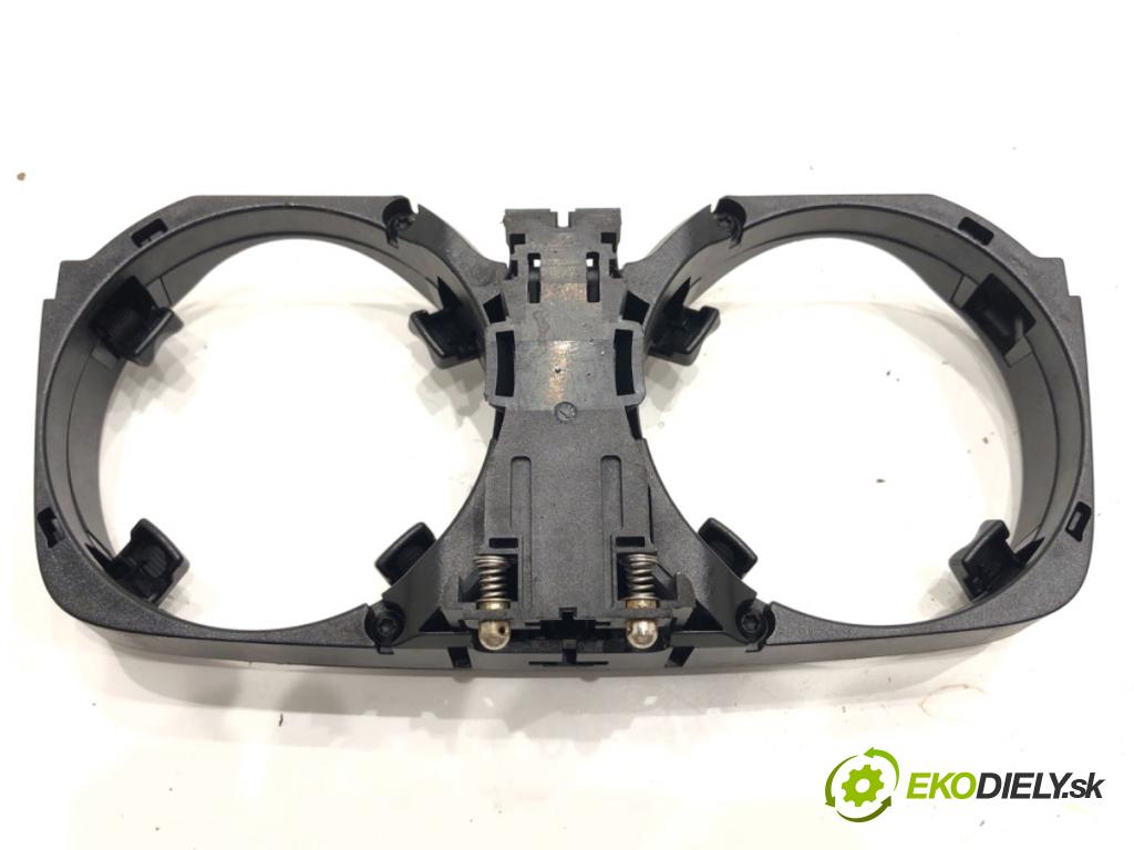 BMW F01 sedan 2008 180 kW 730 d 2993 Držiak na nápoje  (Držiak (úchyt) na nápoje)