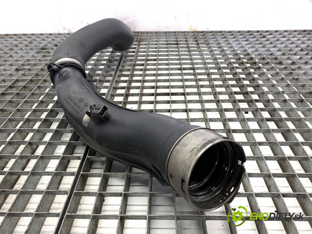 BMW F01 sedan 2008 180 kW 730 d 2993 Rúra turba 7809834