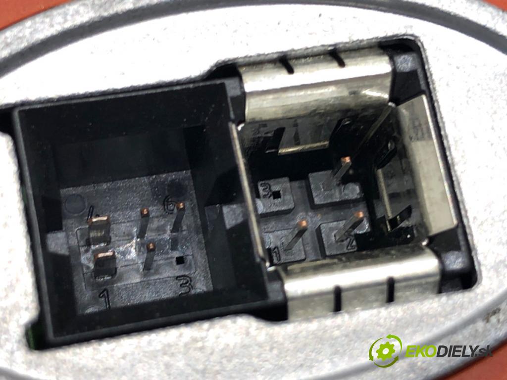 BMW F01 sedan 2008 180 kW 730 d 2993 Menič XENON 7237647 (Riadiaca jednotka xenónu)