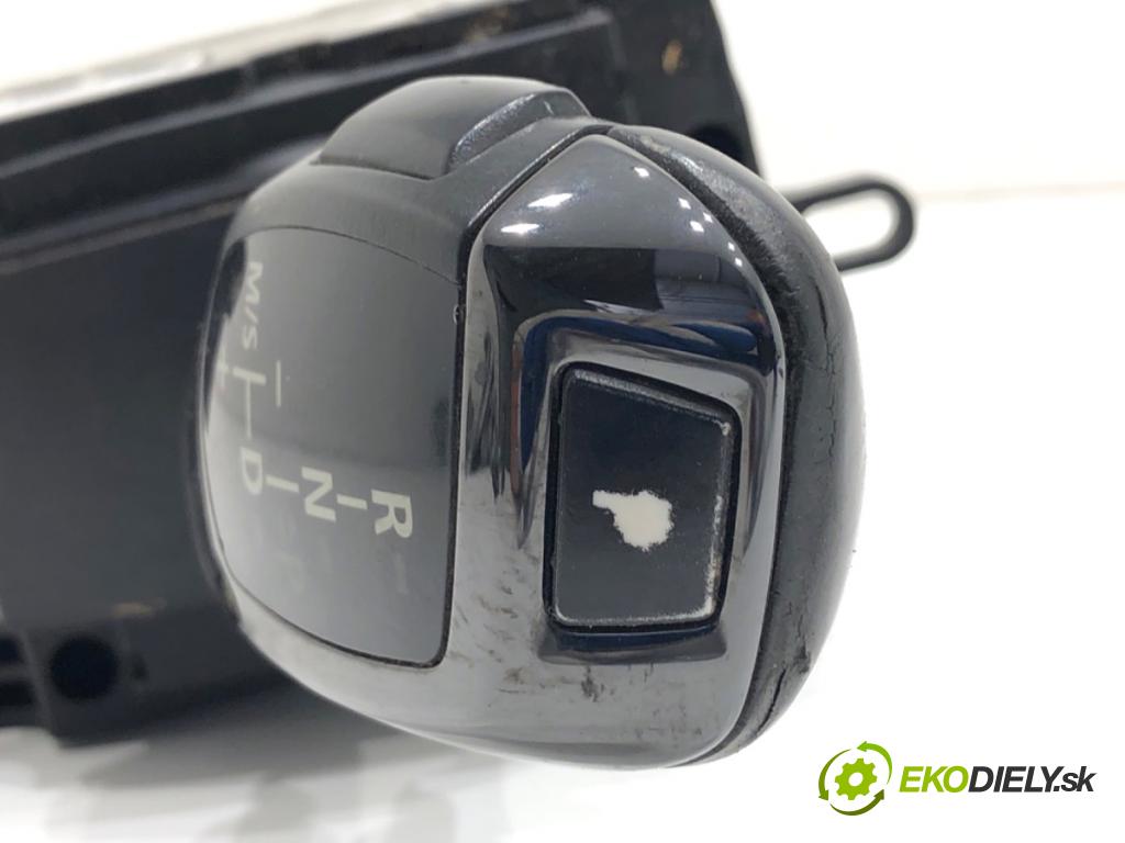 BMW F01 sedan 2008 180 kW 730 d 2993 Kulisa 9197621 (Rýchlostná páka (kulisa))