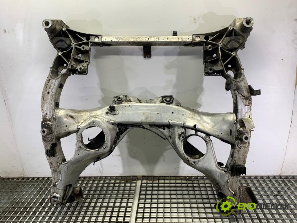 BMW F01 sedan 2008 180 kW 730 d 2993 výztuha pod motor 6775762 (Přední výztuha)