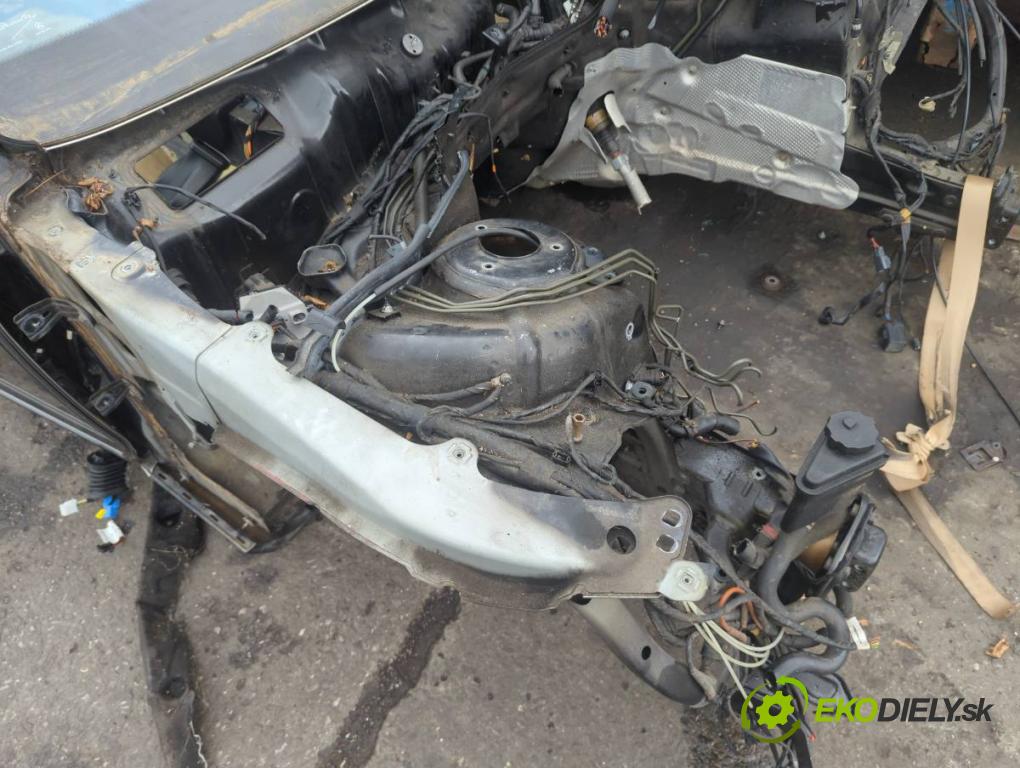 MERCEDES-BENZ W221 sedan 2010 220 kW S 400 Hybrid 3498 KAROSERIA ČTVRŤÁK blatník zadní část levý pravý práh střecha PODŁUŻNICA levý pravý