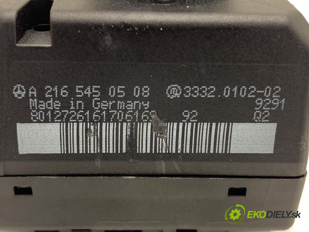 MERCEDES-BENZ W221 sedan 2010 220 kW S 400 Hybrid 3498 spinačka (Spínacia skrinka)