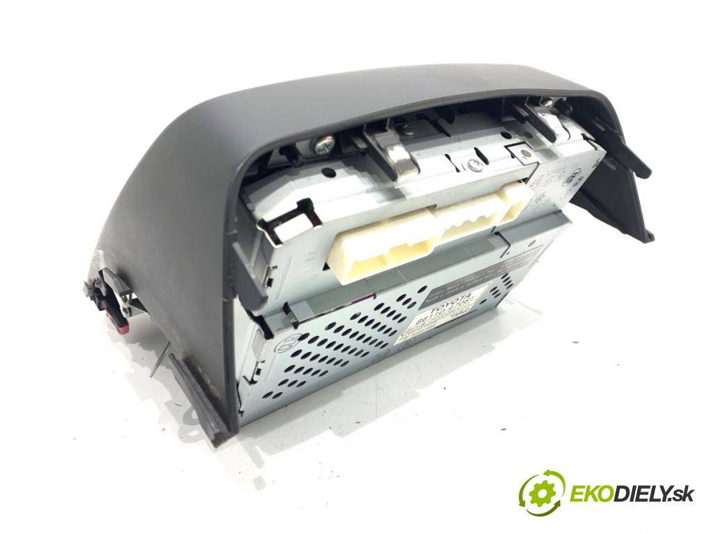 TOYOTA PRIUS II liftback 2005 57 kW 1.5 Hybrid (NHW20_) 1497 Dislpej 86110-47081 (Prístrojová doska)