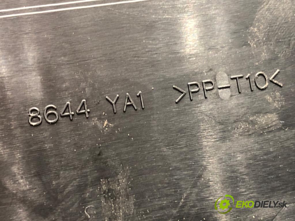 TOYOTA PRIUS II liftback 2005 57 kW 1.5 Hybrid (NHW20_) 1497 skříňka poistková  (Pojistková skříňka)