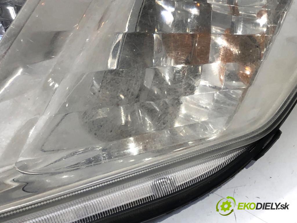 TOYOTA PRIUS II liftback 2005 57 kW 1.5 Hybrid (NHW20_) 1497 Svetlomet pravy predný