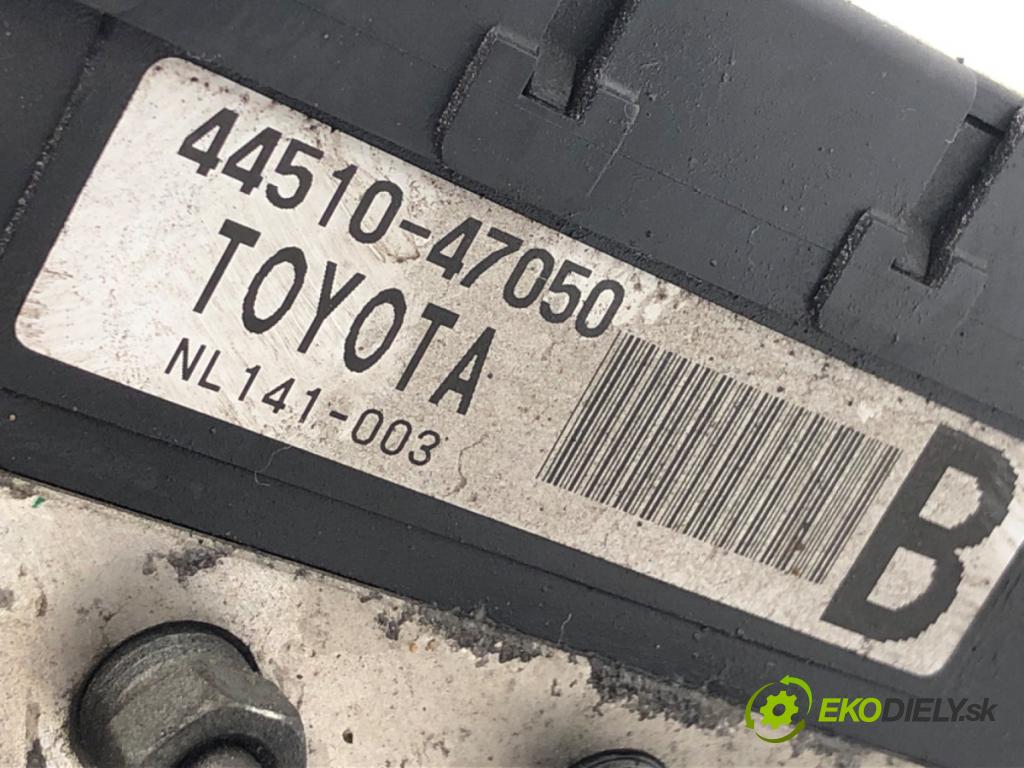 TOYOTA PRIUS II liftback 2005 57 kW 1.5 Hybrid (NHW20_) 1497 Pumpa ABS 44510-47050 (Pumpa ABS)