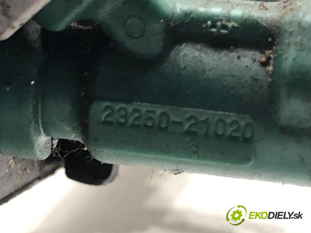 TOYOTA PRIUS II liftback 2005 57 kW 1.5 Hybrid (NHW20_) 1497 Lišta vstrekovacia 23250-21020 (Vstrekovacia lišta)