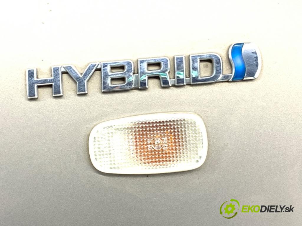 TOYOTA PRIUS II liftback 2009 57 kW 1.5 Hybrid (NHW20_) 1497 blatník levý přední část