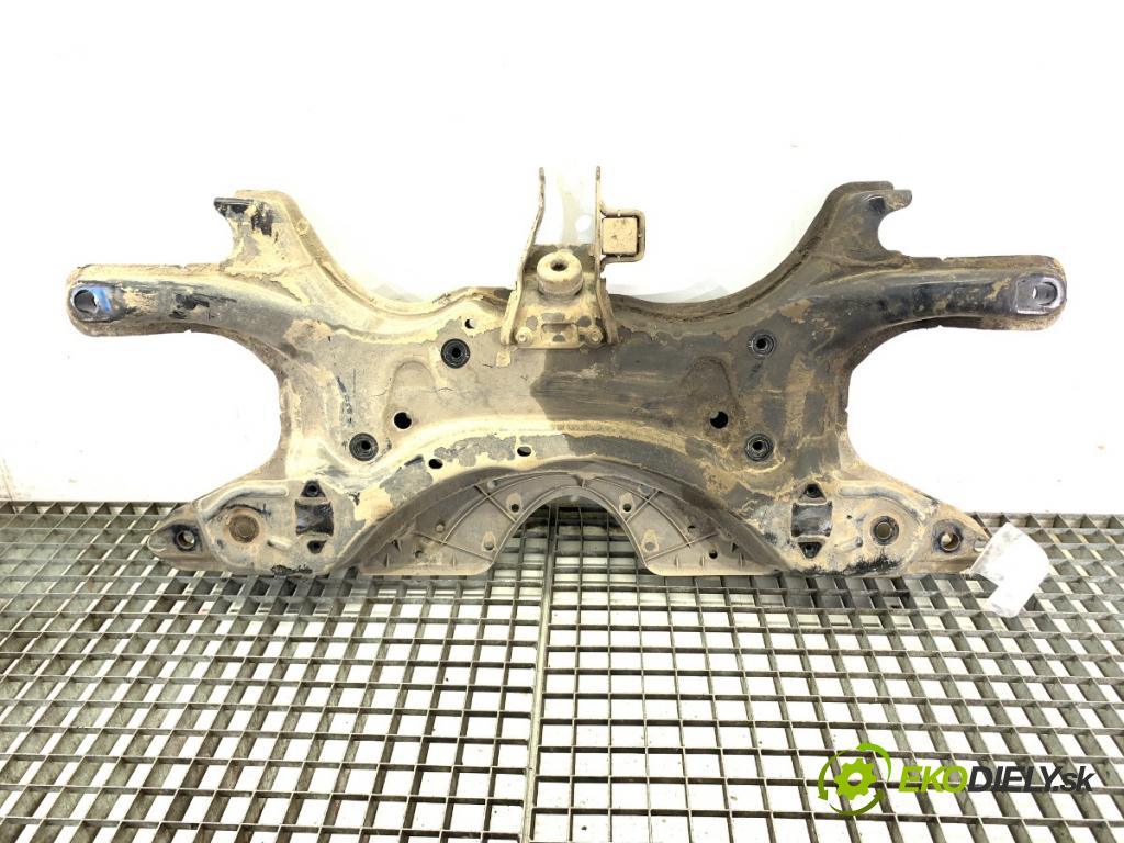 TOYOTA PRIUS II liftback 2009 57 kW 1.5 Hybrid (NHW20_) 1497 výztuha pod motor  (Přední výztuha)