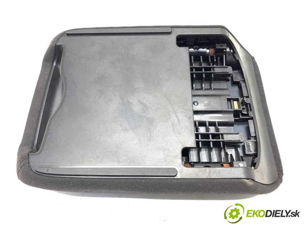 AUDI A4 B8 sedan 2013 110 kW 2.0 TDI 1968 loketní opěrka  (Loketní opěrka)