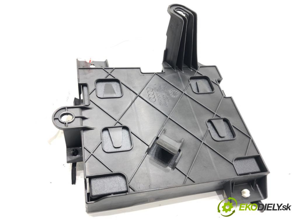 AUDI A4 B8 sedan 2013 110 kW 2.0 TDI 1968 Modul komfortu 8K0907064GD (Modul komfortu)