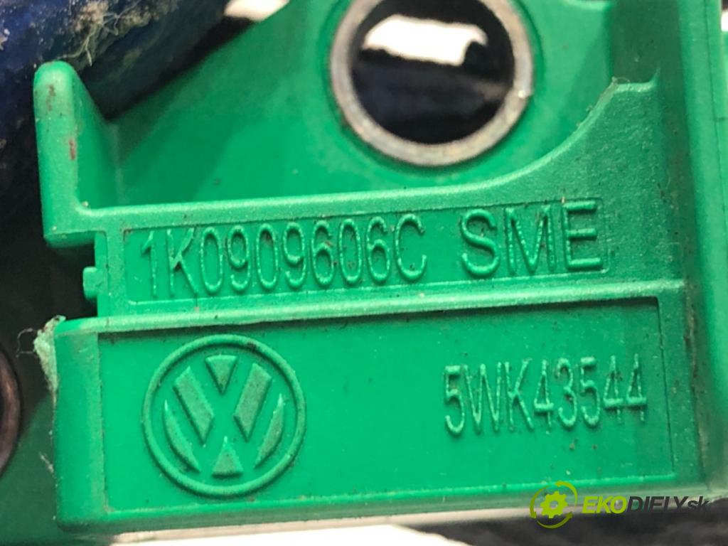 AUDI A4 B8 sedan 2013 110 kW 2.0 TDI 1968 Snímač nárazu 1K0909606C (Snímač nárazu)