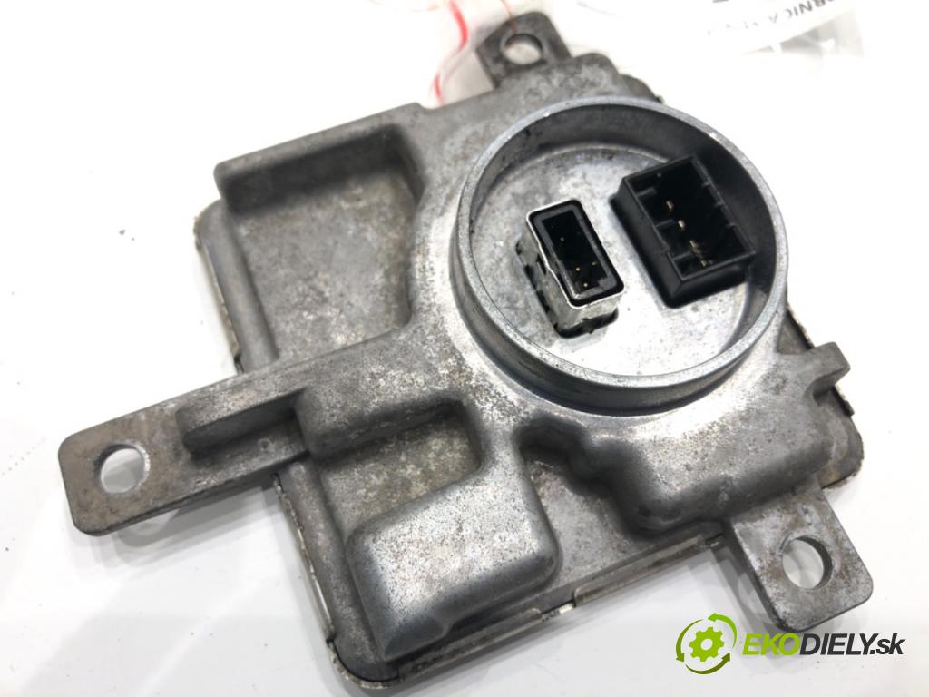 AUDI A4 B8 sedan 2013 110 kW 2.0 TDI 1968 Menič XENON 8K0941597E (Riadiaca jednotka xenónu)