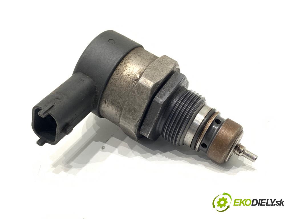 RENAULT KOLEOS I SUV 2008 110 kW 2.0 dCi (HY0K) 1995 Regulátor tlaku paliva 0281002800 (Palivový systém ostatné)