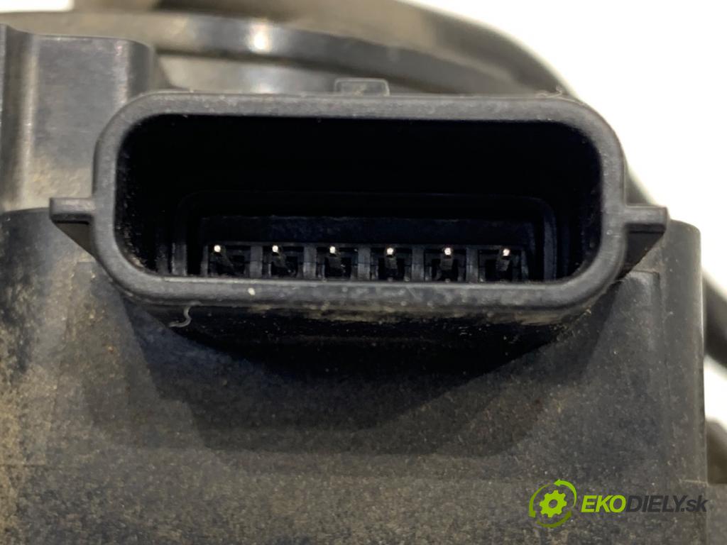 RENAULT KOLEOS I SUV 2008 110 kW 2.0 dCi (HY0K) 1995 Potenciometer plynu 18002JY40A (Potenciometer plynového pedálu)