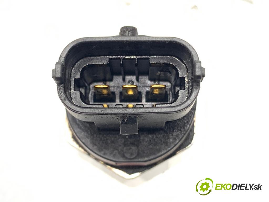 RENAULT KOLEOS I SUV 2008 110 kW 2.0 dCi (HY0K) 1995 Snímač tlaku paliva 0281002840 (Snímač)