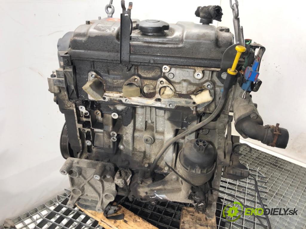 CITROEN C2 liftback 2004 44 kW 1.1 1124 motor HFX (Motor)