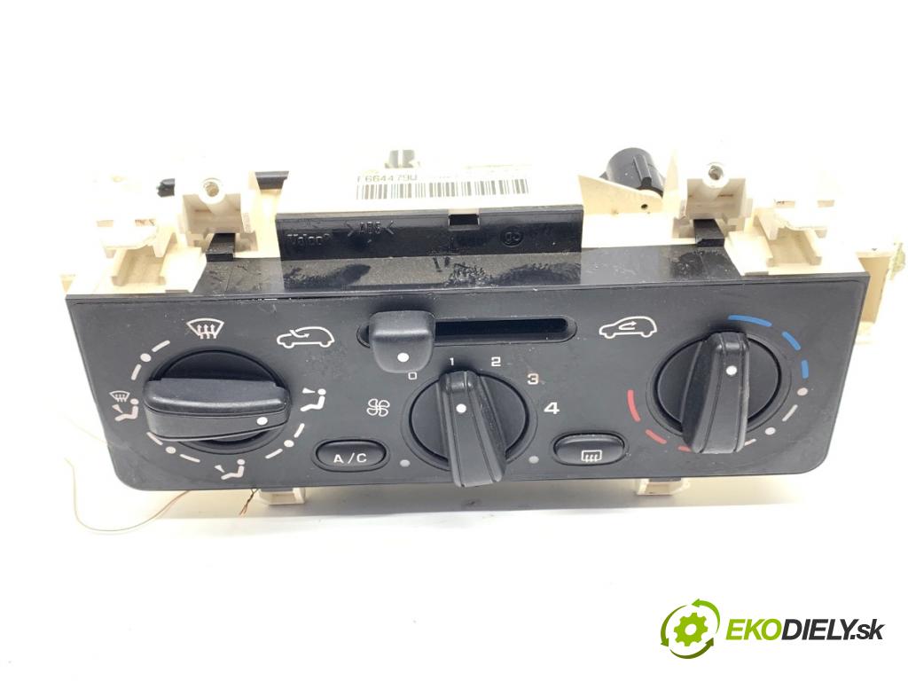 CITROEN C2 liftback 2004 44 kW 1.1 1124 Panel ovládania kúrenia F664479W (Prepínacie páčky pod volantom)