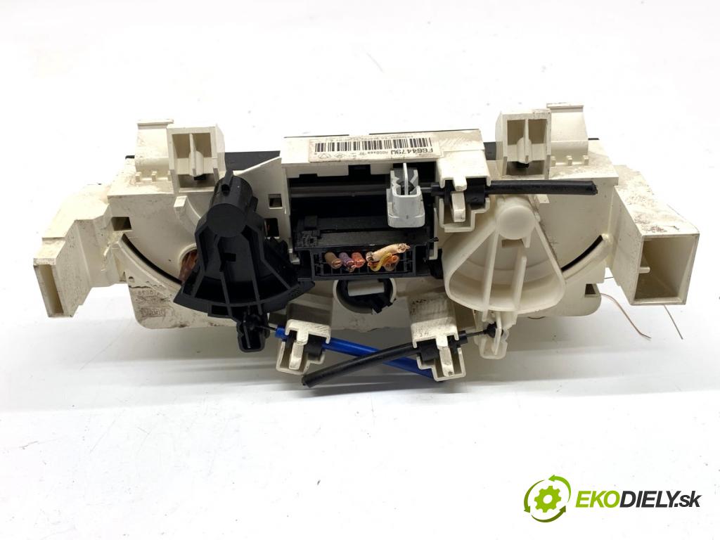 CITROEN C2 liftback 2004 44 kW 1.1 1124 Panel ovládania kúrenia F664479W (Prepínacie páčky pod volantom)