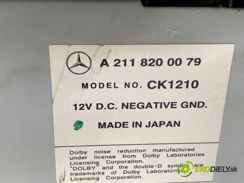 MERCEDES-BENZ W211 sedan 2002 130 kW E 270 CDI (211.016) 2685 RADIO A2118200079 (Audio zariadenie)