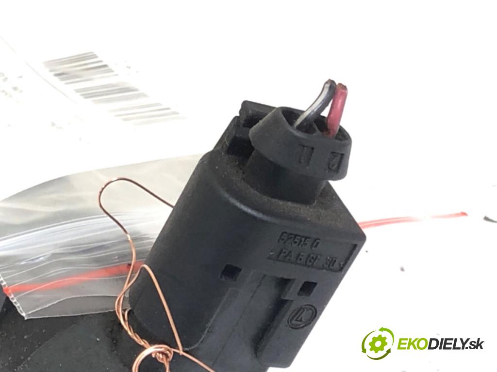 MERCEDES-BENZ W211 sedan 2002 130 kW E 270 CDI (211.016) 2685 Snímač tlaku paliva 0281002494 (Snímač)