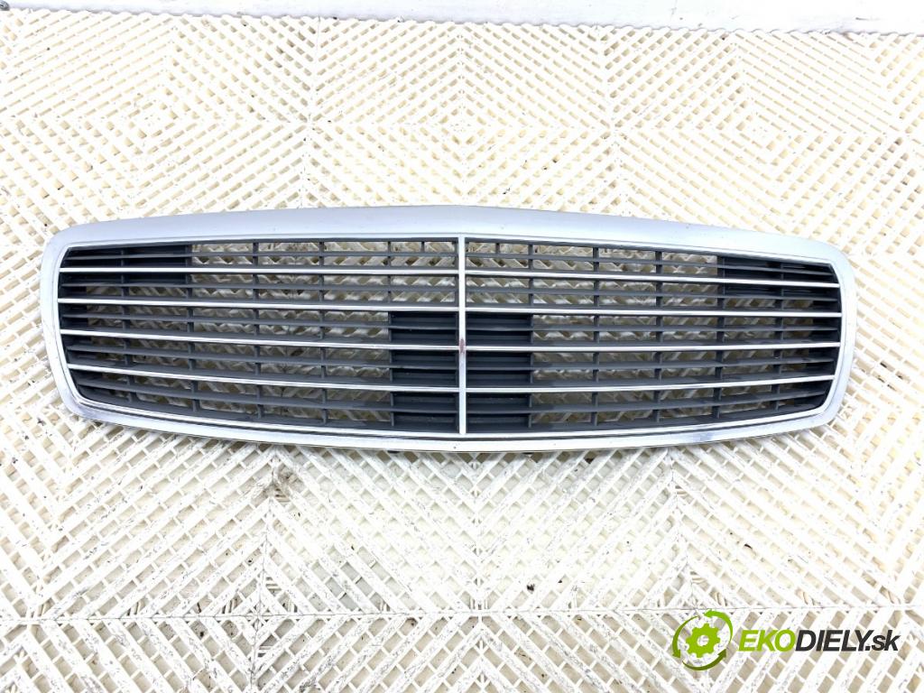 MERCEDES-BENZ W211 sedan 2002 130 kW E 270 CDI (211.016) 2685 mřížka maska A2118800283 (Přední mřížka (maska chladiče))