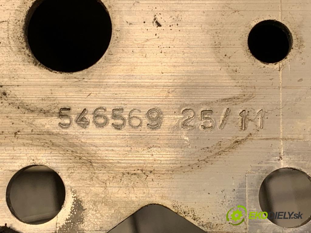 PEUGEOT 508 SW I Kombi 2011 120 kW 2.0 HDi 1997 výztuha nárazníka zadní část  (Zadní výztuha)