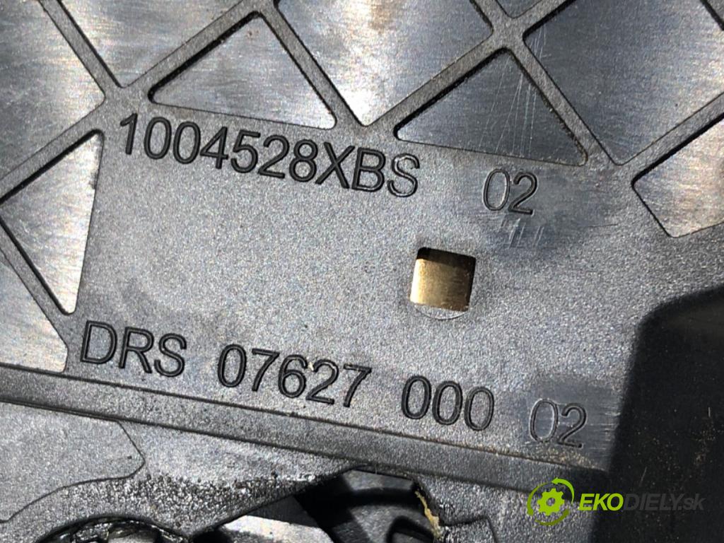 PEUGEOT 508 SW I Kombi 2011 120 kW 2.0 HDi 1997 Držiak na nápoje  (Držiak (úchyt) na nápoje)