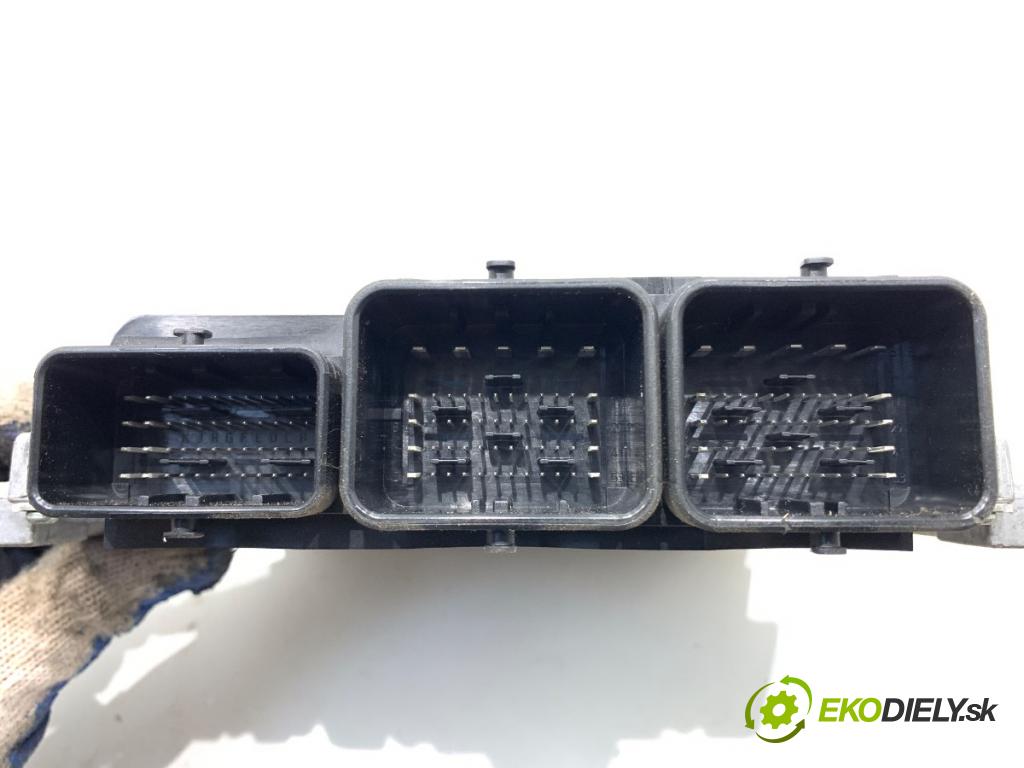 PEUGEOT 508 SW I Kombi 2011 120 kW 2.0 HDi 1997 riadiaca jednotka Motor 9678514580 (Riadiaca jednotka)